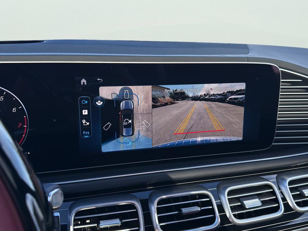 New 2026 Mercedes-Benz GLS 580 4MATIC image 15