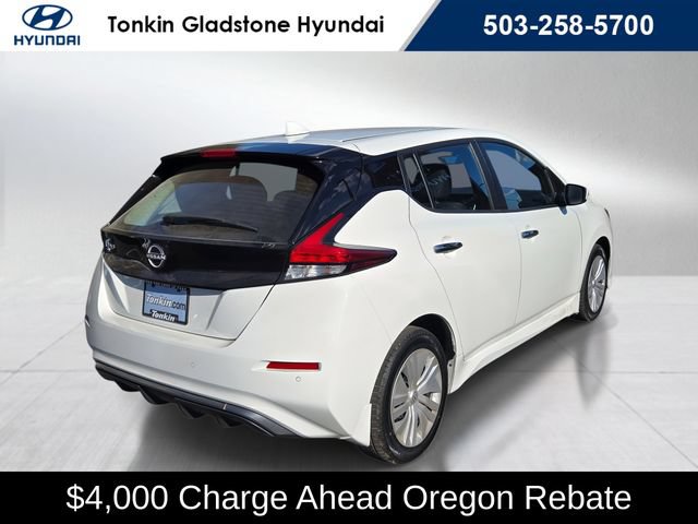 Used 2025 Nissan Leaf S FWD image 3