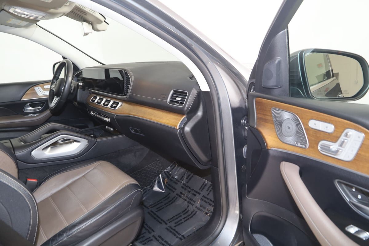 Used 2020 Mercedes-Benz GLS 450 4MATIC image 55