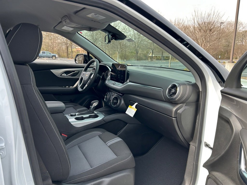 New 2026 Chevrolet Blazer LT w/ Convenience Package image 36
