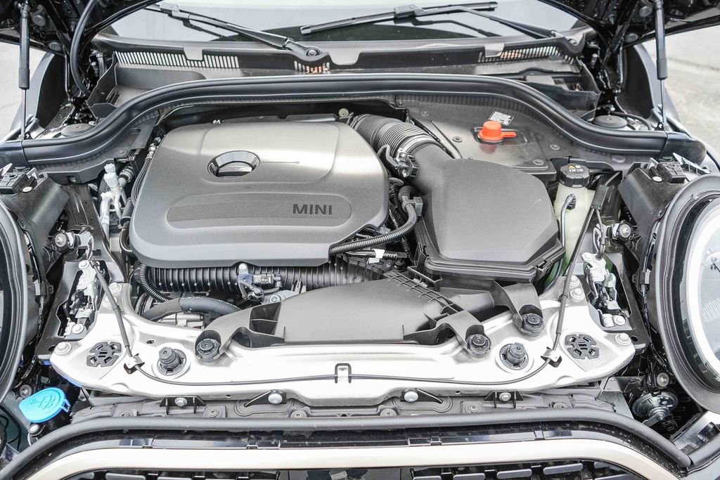 New 2026 MINI Cooper 2-Door Hardtop image 24