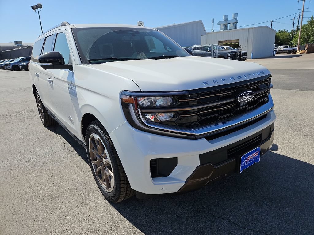 New 2027 Ford Expedition Max King Ranch AWD/4WD image 2