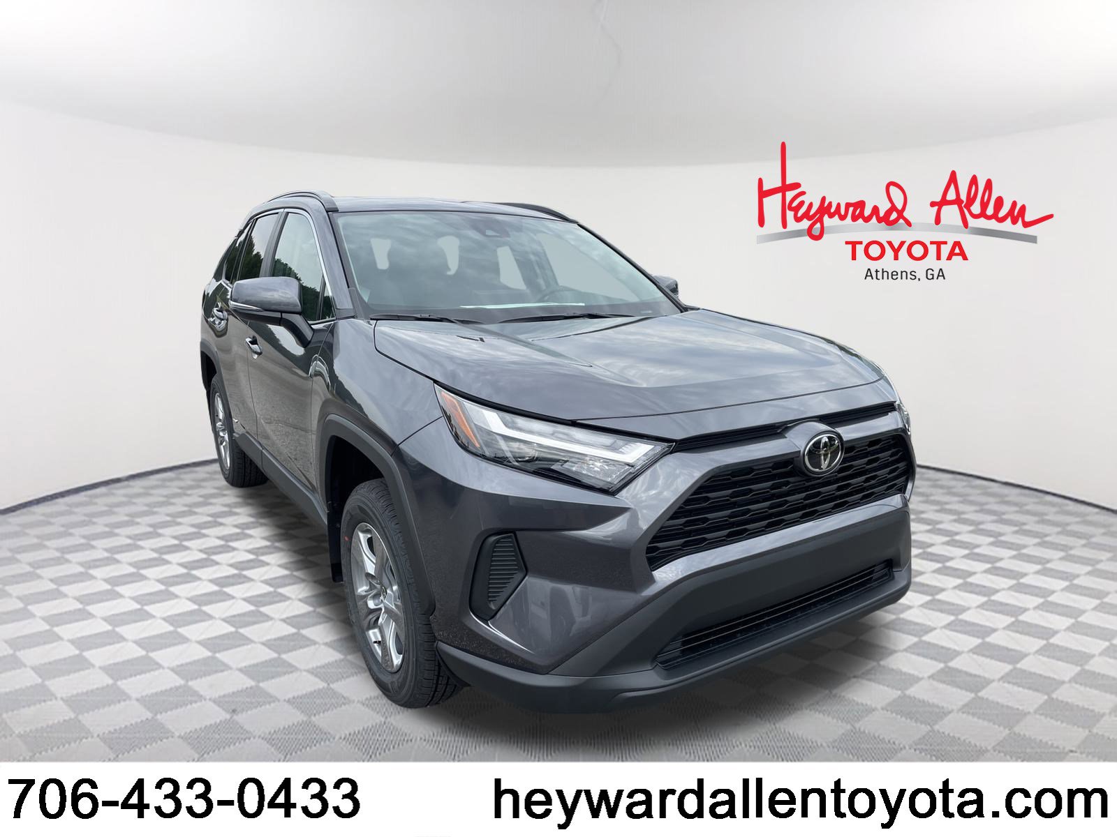 New 2025 Toyota RAV4 XLE
