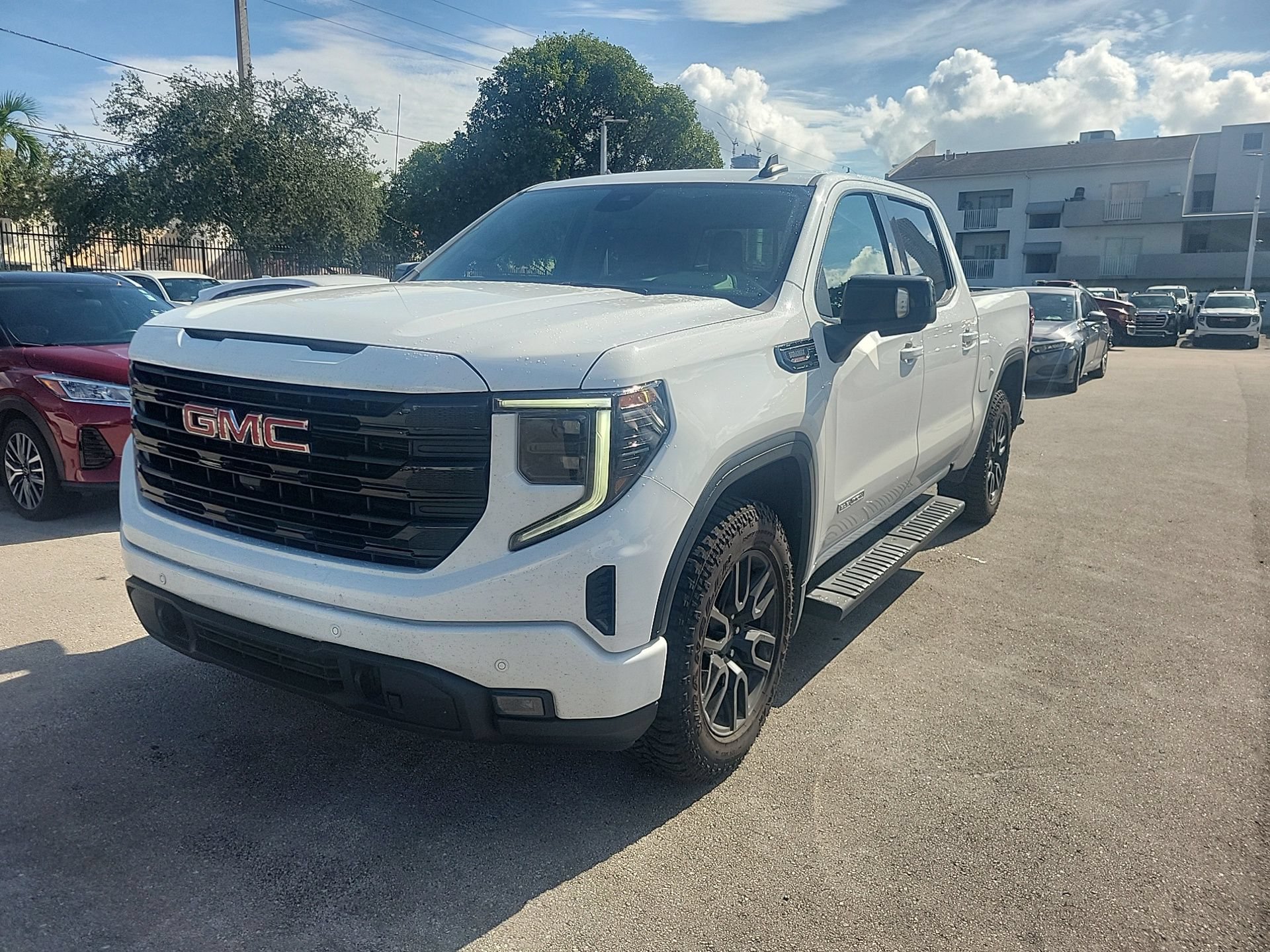 Used 2024 GMC Sierra 1500 Elevation w/ Preferred Package RWD 360° Tour