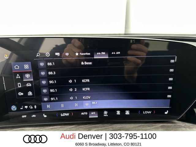 Used 2025 Audi Q5 Premium w/ Convenience Package AWD/4WD image 16