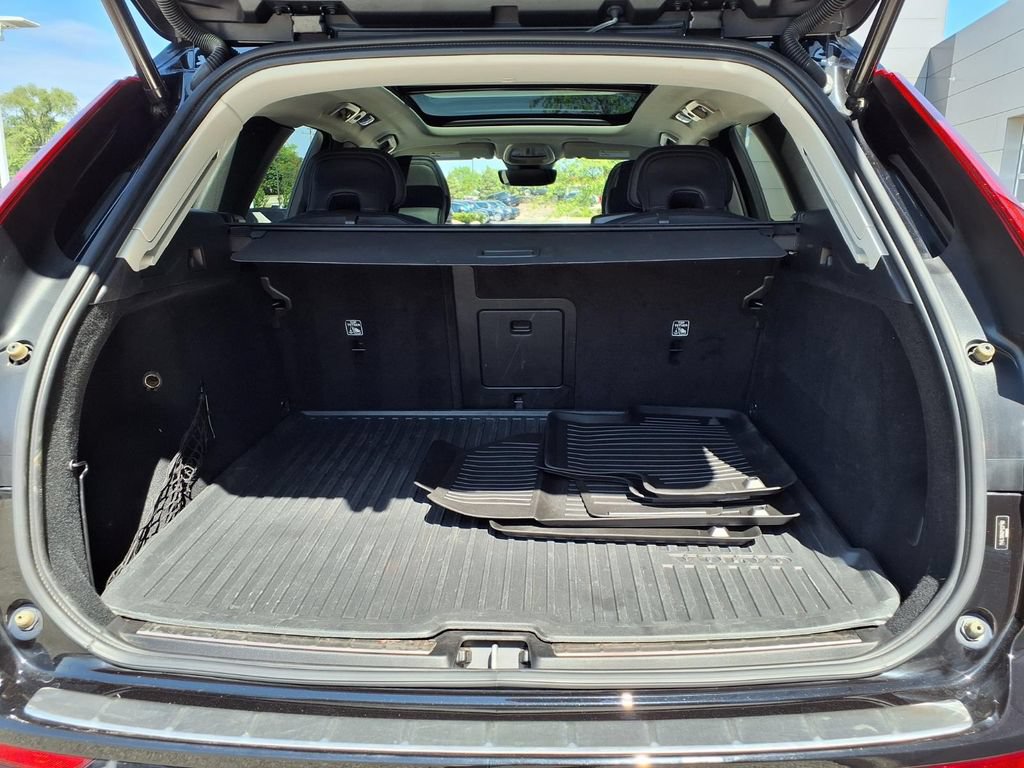 Certified 2023 Volvo XC60 B5 Ultimate w/ Climate Package AWD/4WD image 25