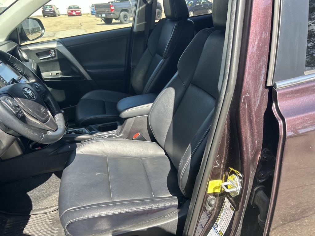 Used 2018 Toyota RAV4 Limited w/ All Weather Liner Package image 17