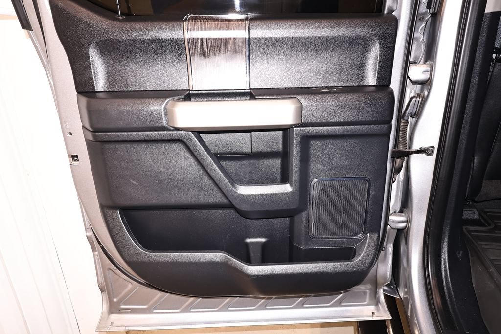 Used 2021 Ford F350 Lariat AWD/4WD image 14