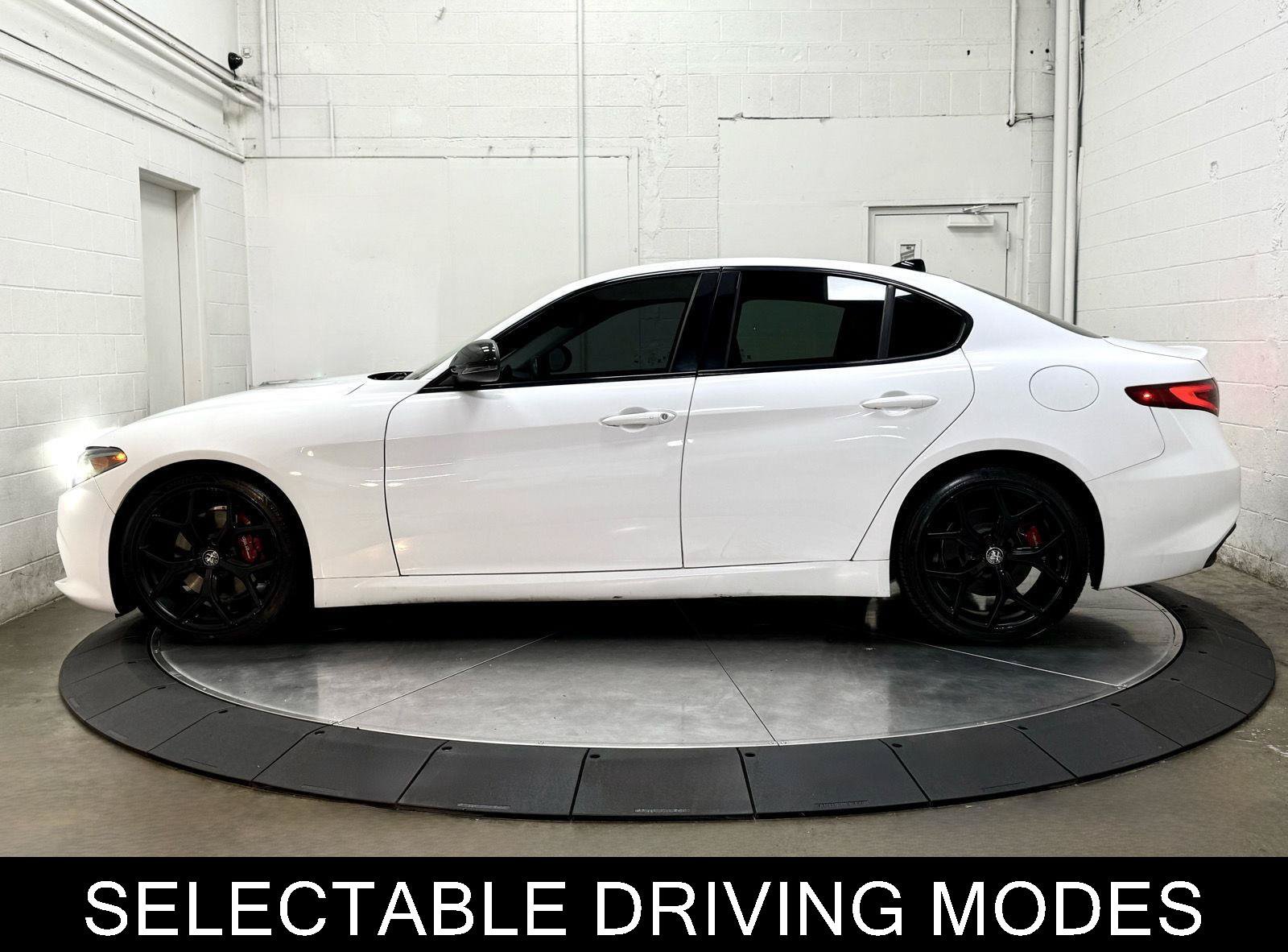 Used 2020 Alfa Romeo Giulia w/ Quick Order Package 22K Sport RWD image 6
