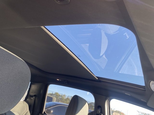New 2026 RAM 1500 4x4 Crew Cab image 31