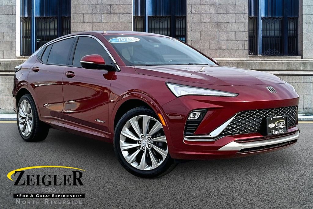Used 2025 Buick Envista Avenir FWD image 1