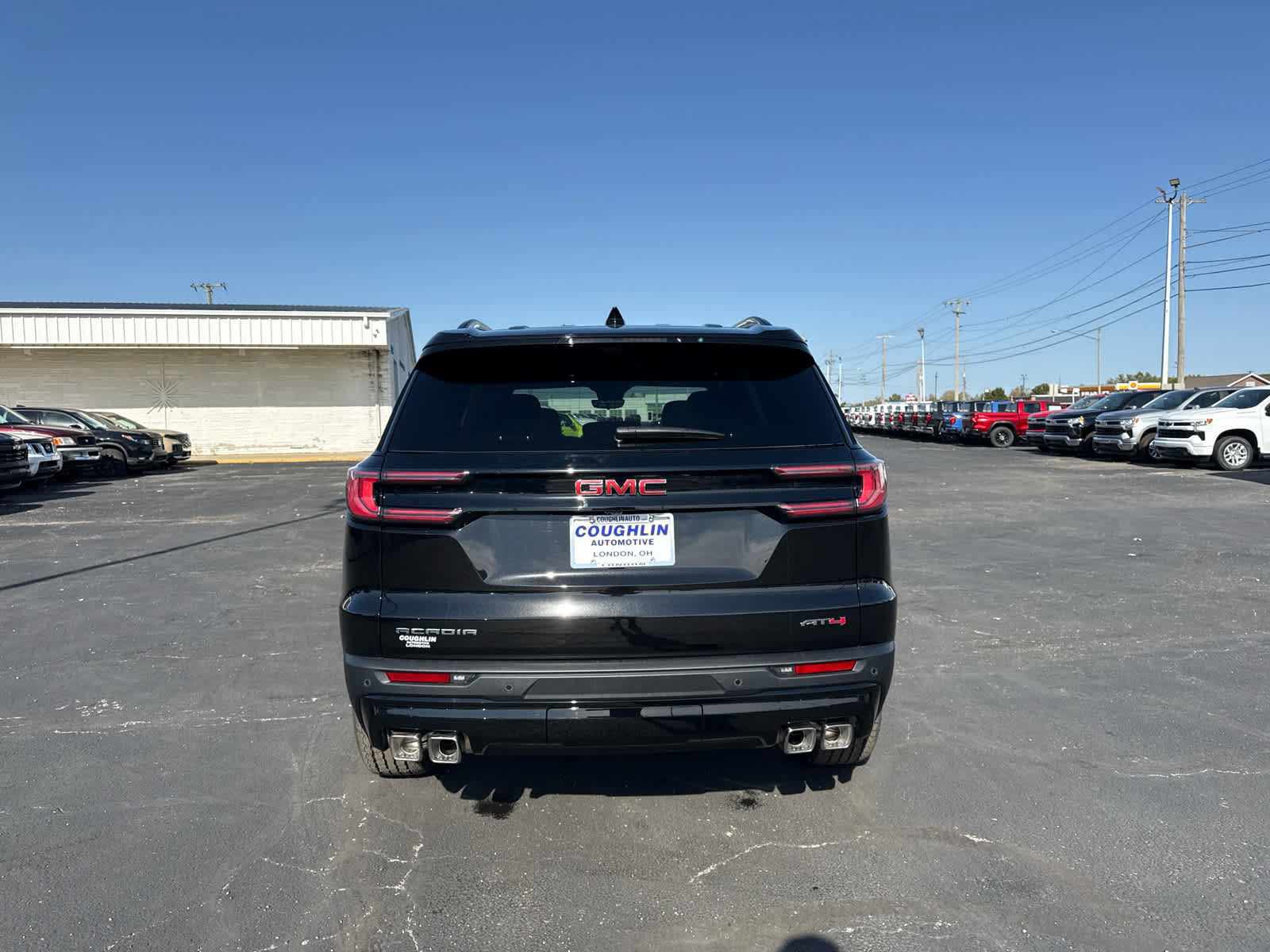 New 2027 GMC Acadia AT4 w/ Luxury Package AWD/4WD image 4