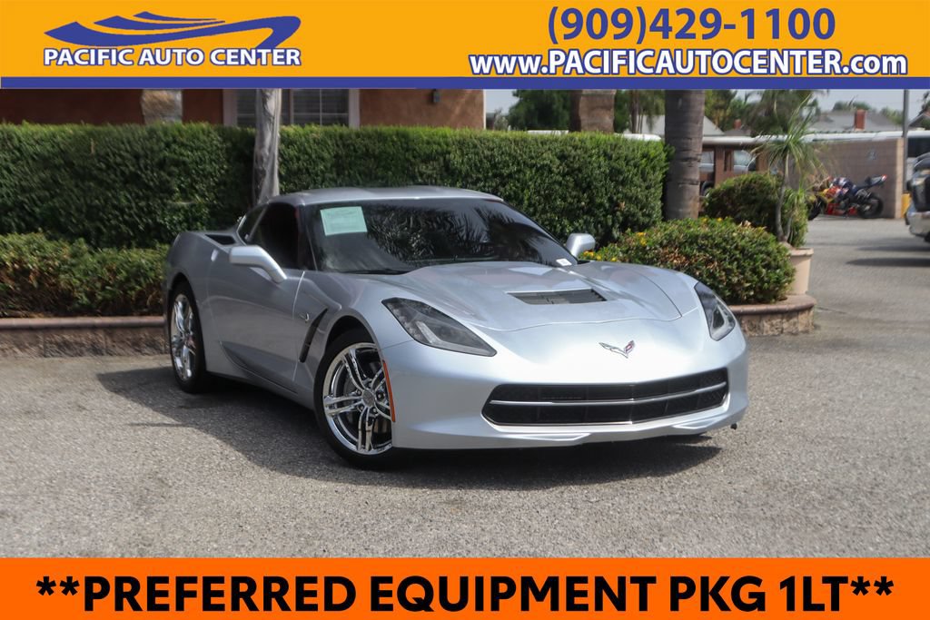 Used 2017 Chevrolet Corvette Stingray Coupe w/ 1LT