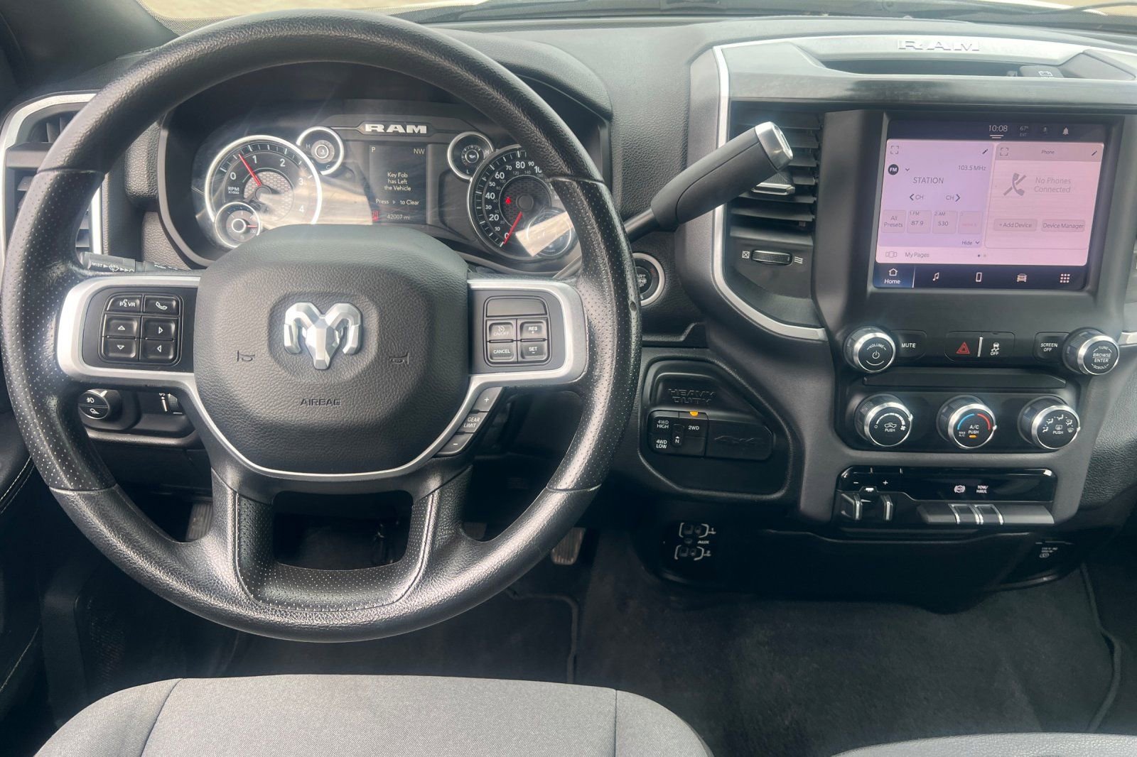 Used 2022 RAM 2500 Big Horn w/ Cold Weather Group AWD/4WD image 11