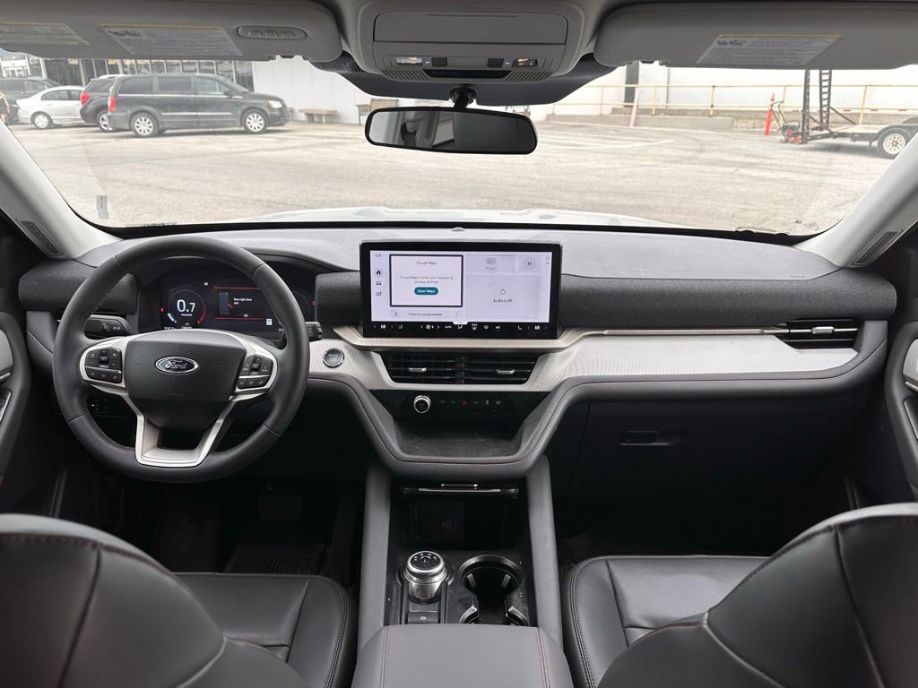 Used 2025 Ford Explorer Active w/ Active Comfort Package image 22