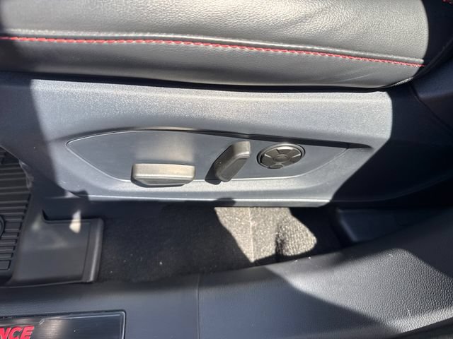 Used 2025 Ford Explorer ST AWD/4WD image 30