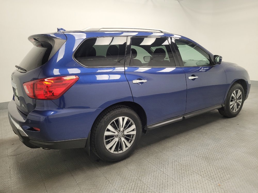 Used 2019 Nissan Pathfinder SL image 10