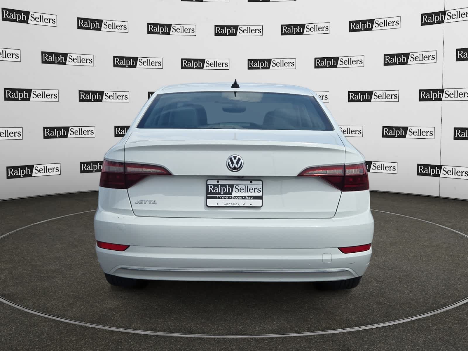 Used 2021 Volkswagen Jetta SE FWD image 5