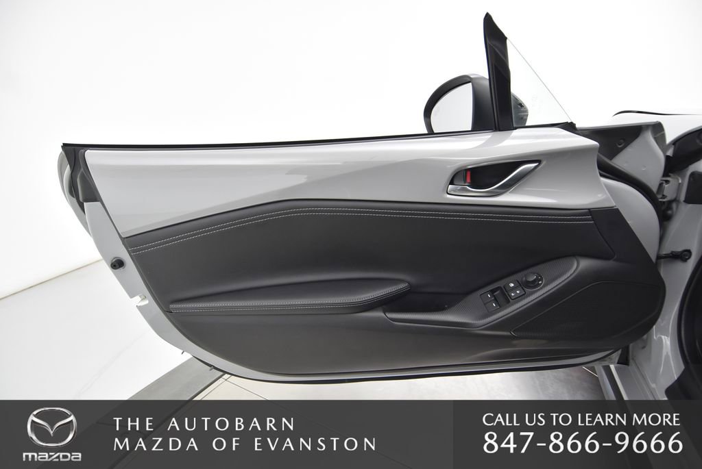 Certified 2025 MAZDA MX-5 Miata Club w/ Brembo/BBS Recaro Package image 39