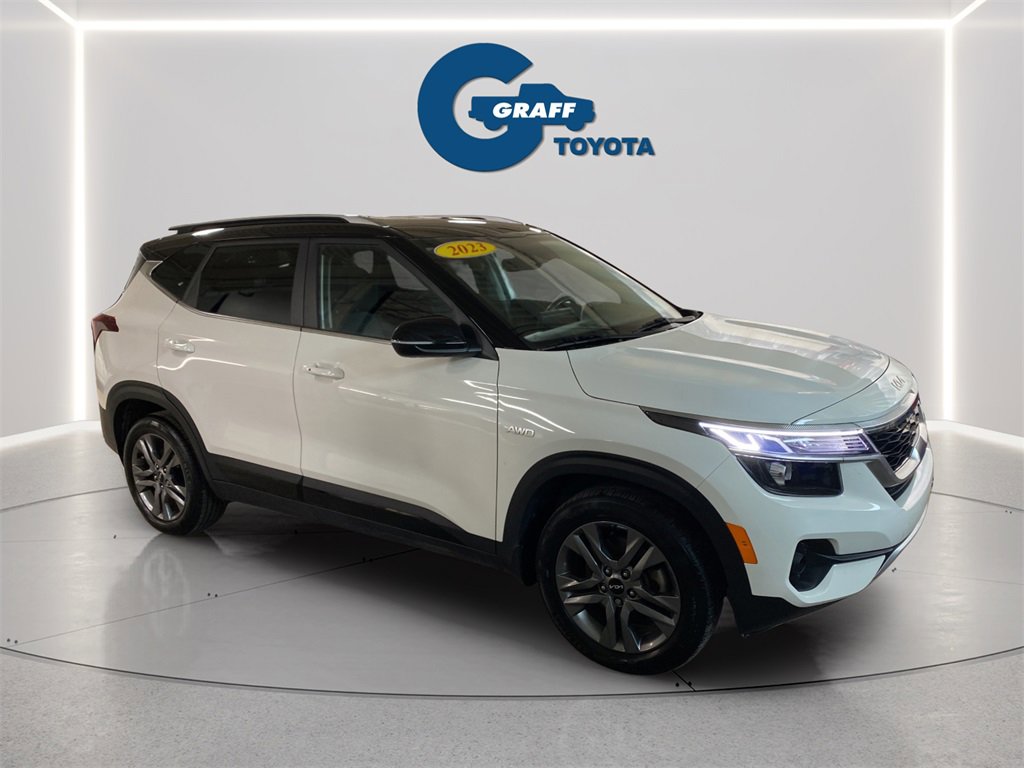 Used 2023 Kia Seltos S w/ Navigation Package image 4