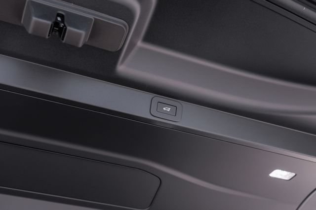 New 2026 Land Rover Range Rover SE AWD/4WD image 62