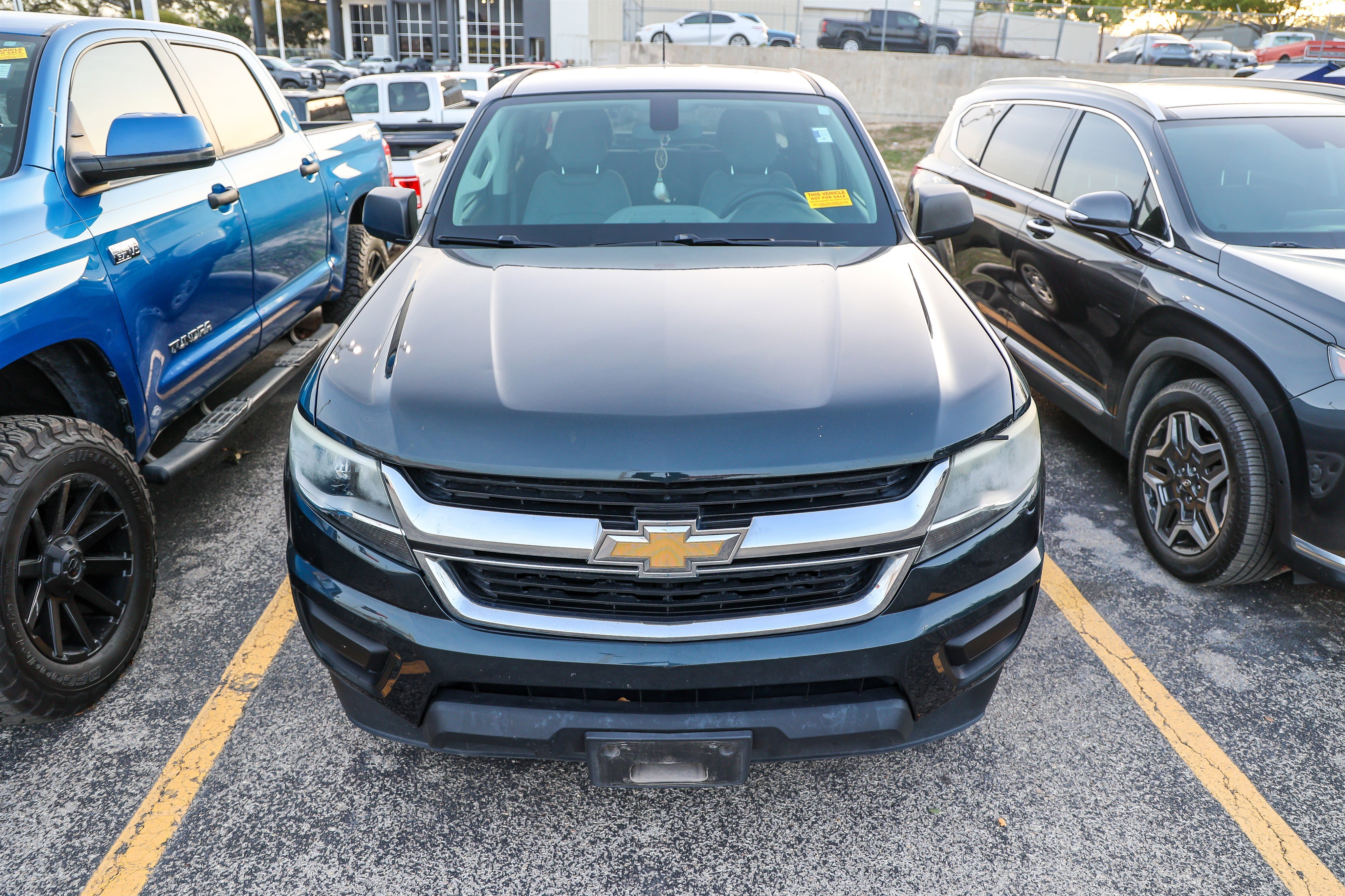 Used 2018 Chevrolet Colorado W/T w/ WT Convenience Package image 5