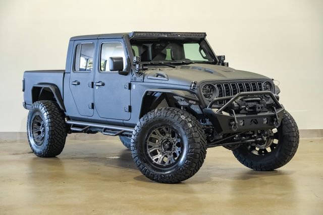 Used 2025 Jeep Gladiator Sport AWD/4WD image 33