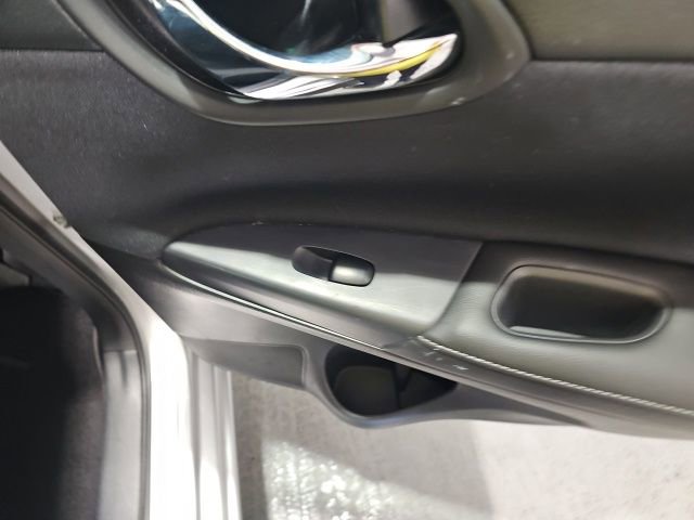 Used 2016 Nissan Sentra S FWD image 21