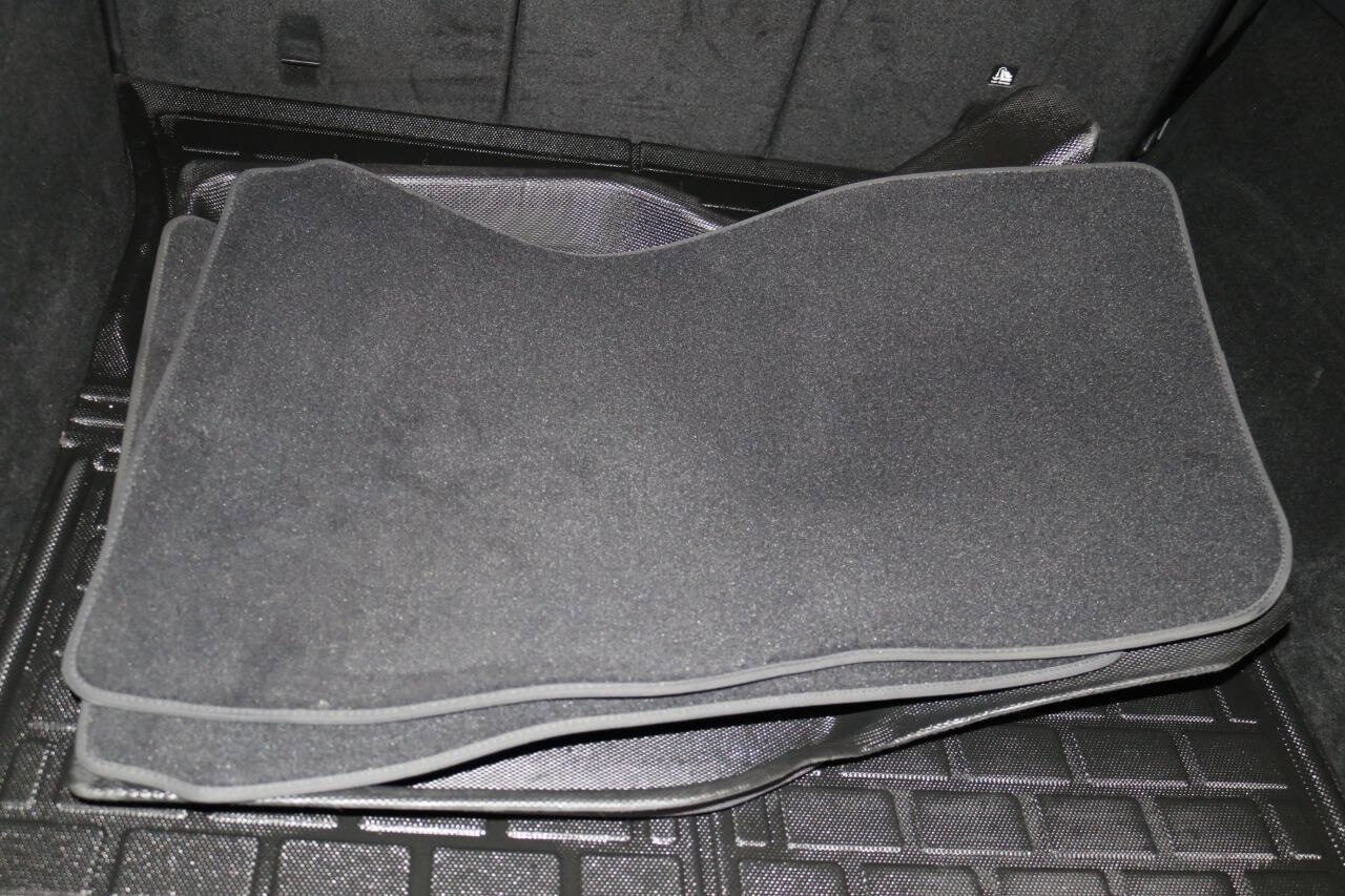 Used 2023 Tesla Model Y Performance image 74