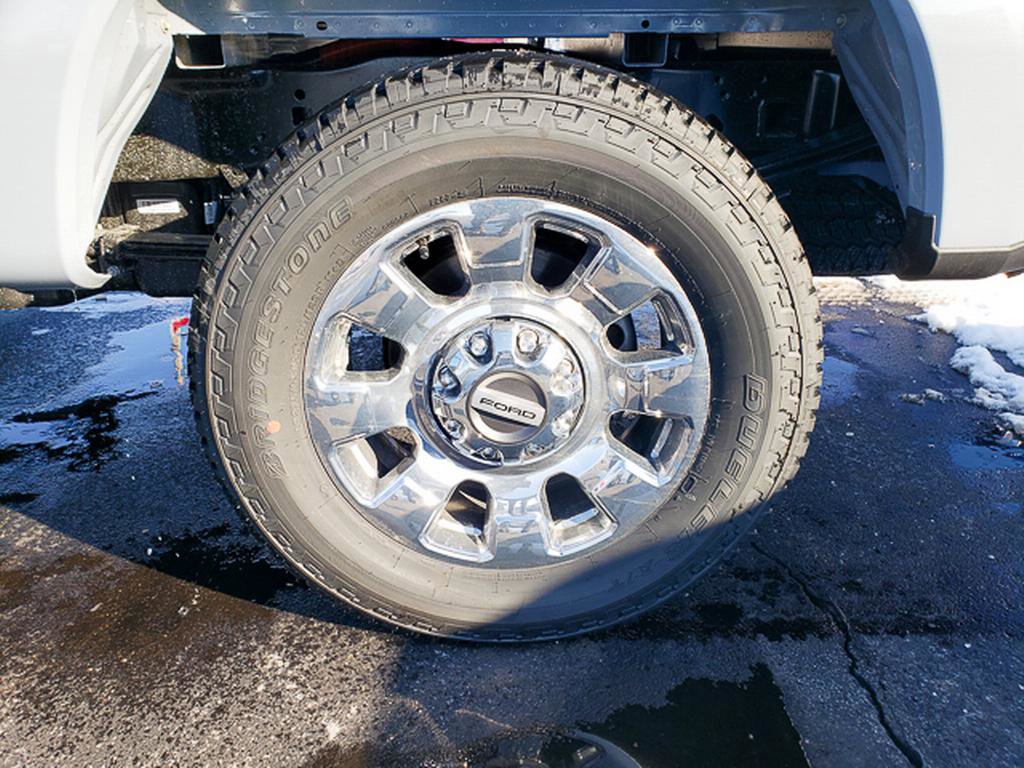 New 2026 Ford F250 Lariat w/ Chrome Package image 13