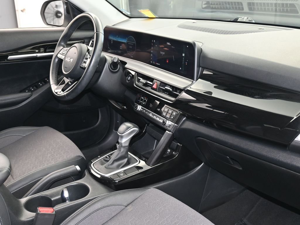 Used 2024 Kia Seltos S image 30