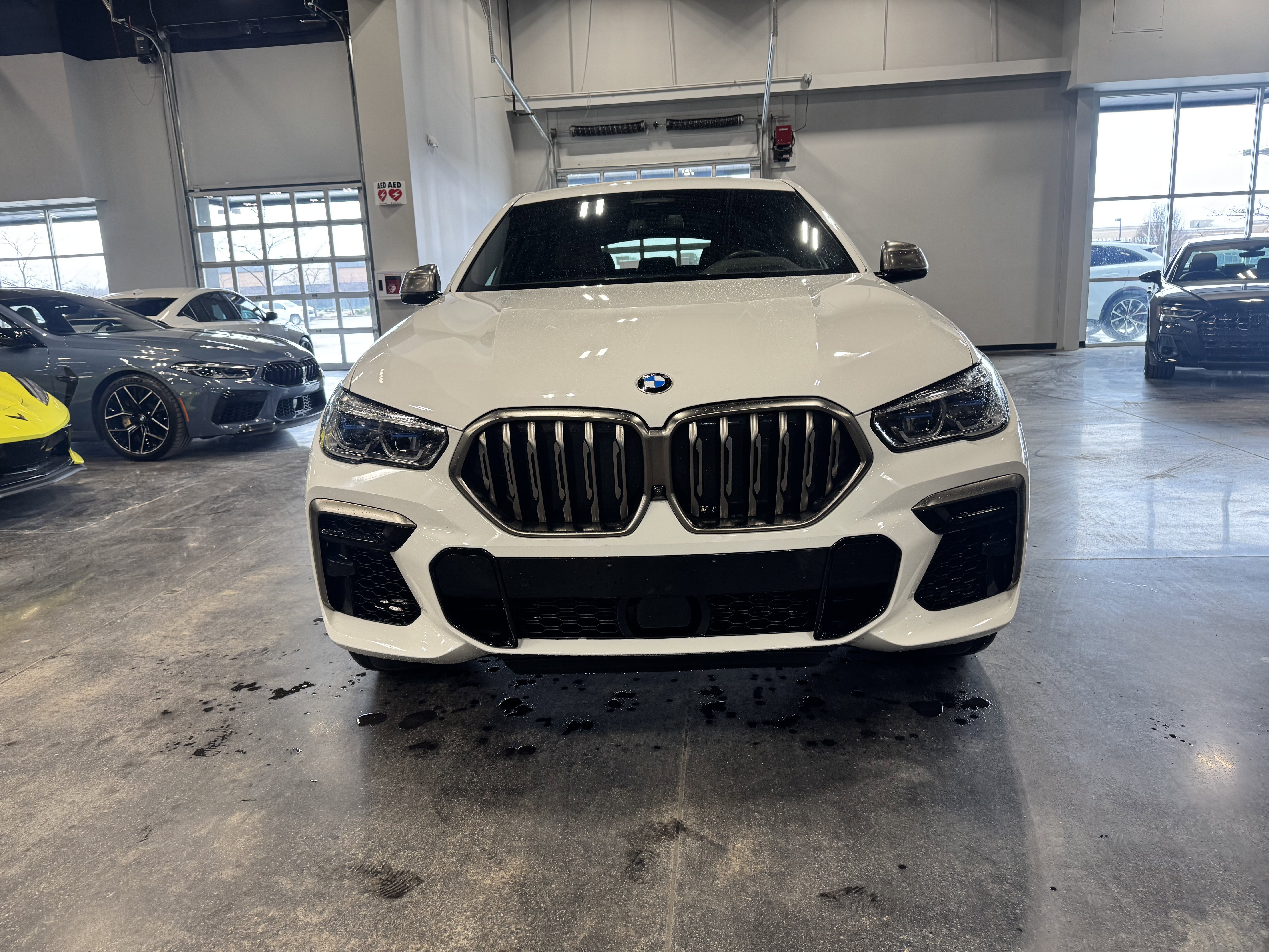 Used 2022 BMW X6 M50i w/ Executive Package image 24