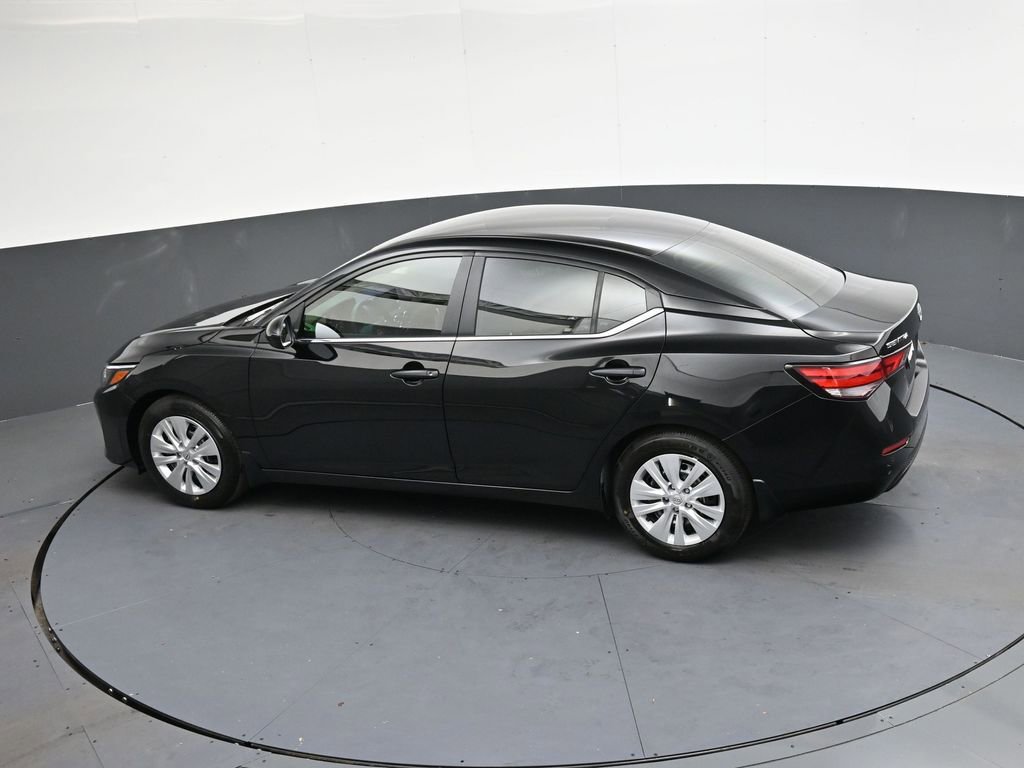 Certified 2025 Nissan Sentra S image 22