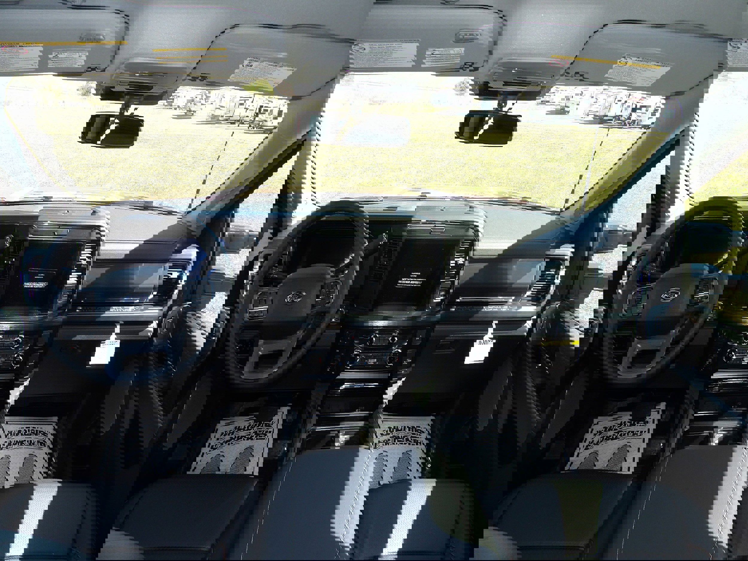 New 2026 Ford F350 Lariat image 15