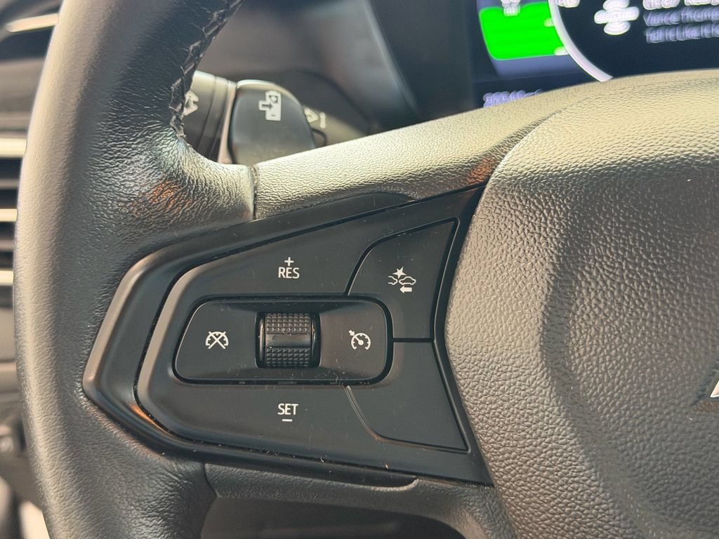 Certified 2023 Chevrolet Bolt LT w/ Infotainment Package FWD image 25