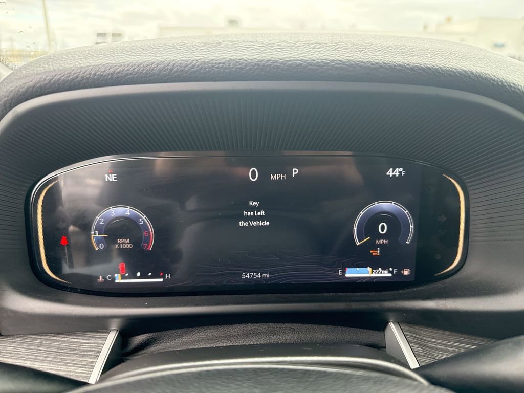 Used 2024 Jeep Wagoneer L Series III w/ Flexible Seating Group image 14