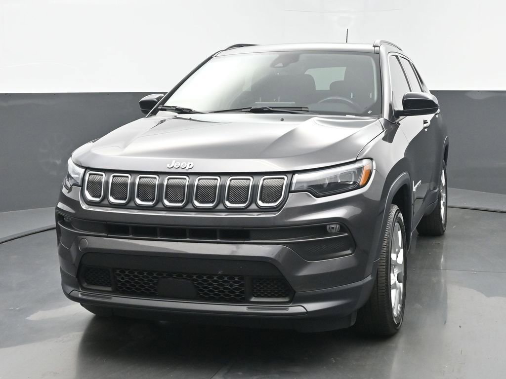 Used 2022 Jeep Compass Latitude w/ Sun and Sound Group