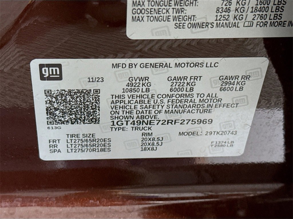 Used 2024 GMC Sierra 2500 SLT w/ SLT Premium Package image 38