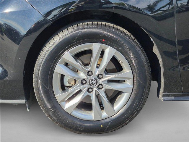 Certified 2023 Toyota Sienna XLE w/ XLE Plus Package FWD image 23