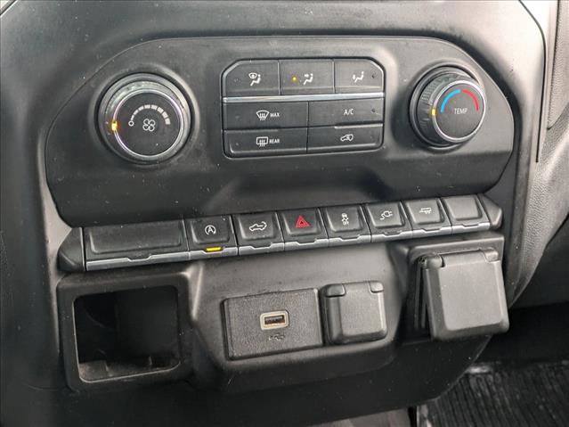 Used 2020 Chevrolet Silverado 1500 Custom w/ Custom Value Package image 14