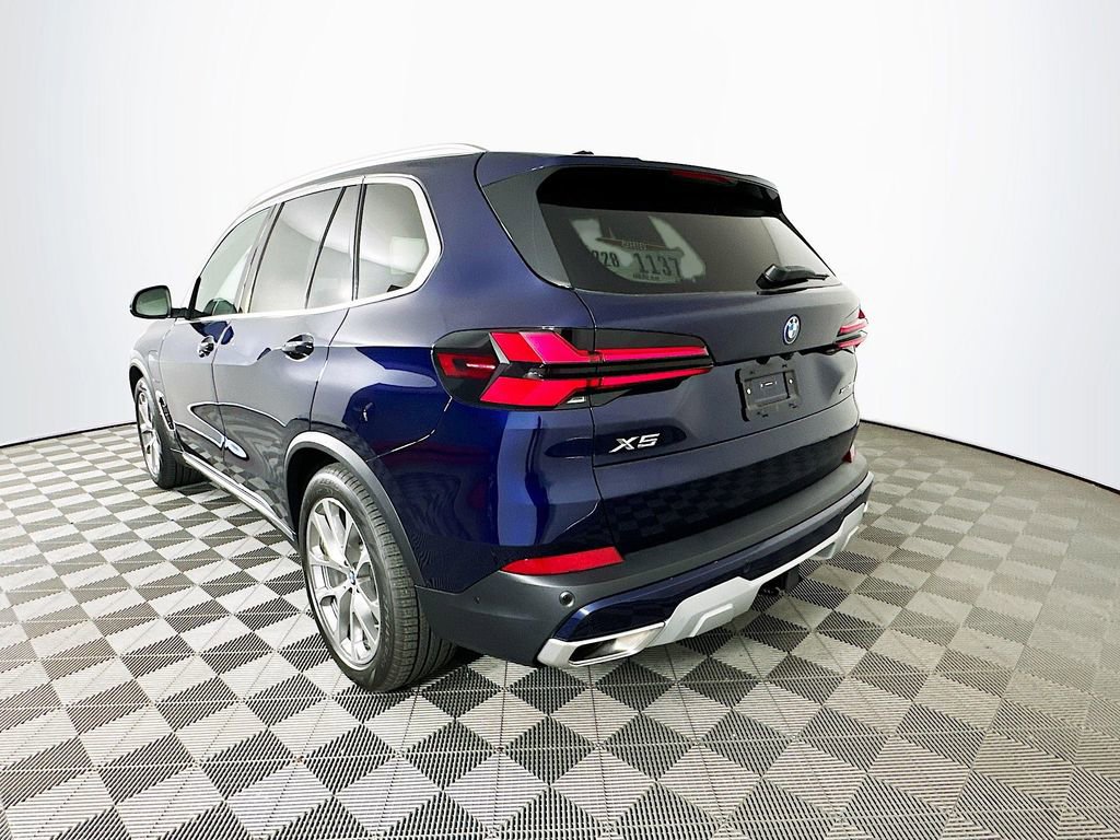 Used 2026 BMW X5 xDrive50e w/ Premium Package image 6