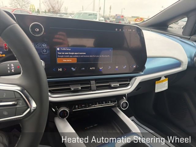 Used 2026 Chevrolet Equinox EV LT w/ LPO, Blackout Package image 32