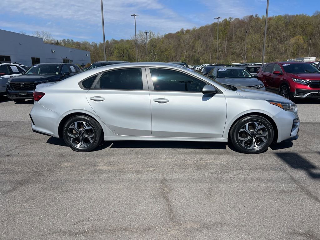 Used 2019 Kia Forte LXS FWD image 6