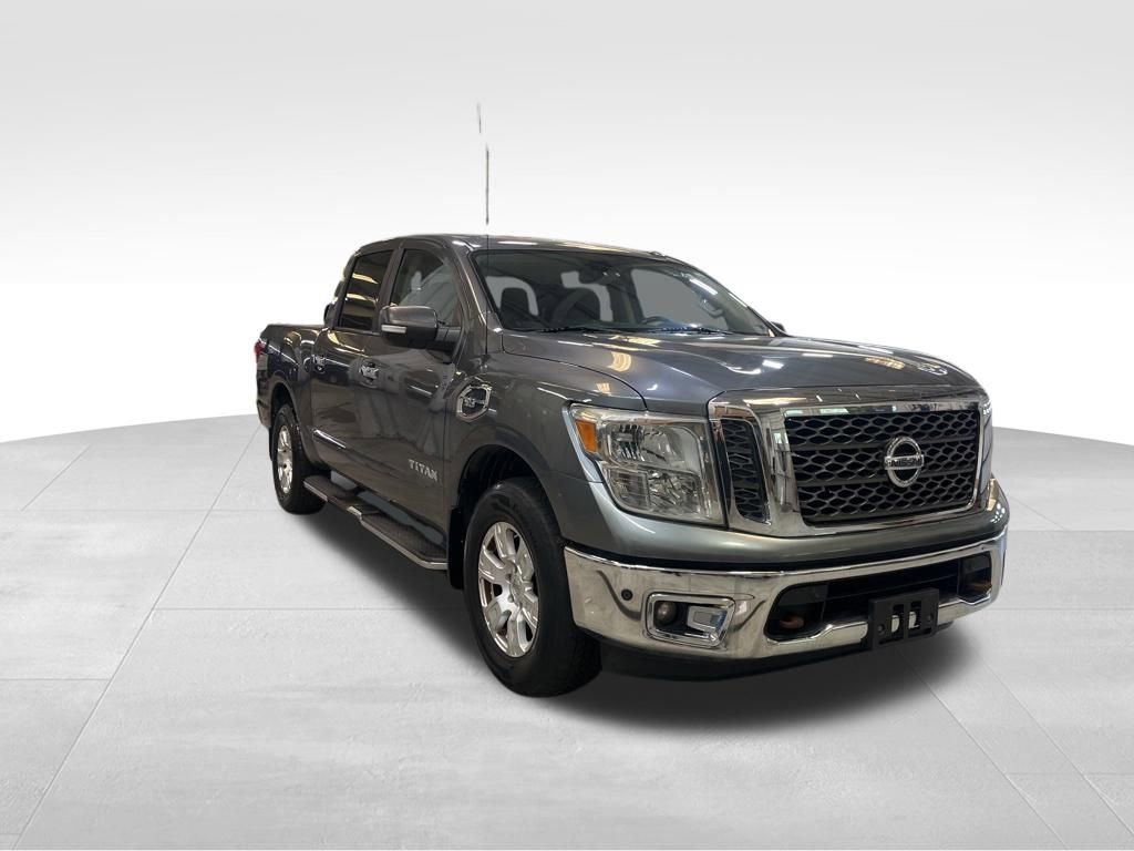 Used 2017 Nissan Titan SV AWD/4WD image 7