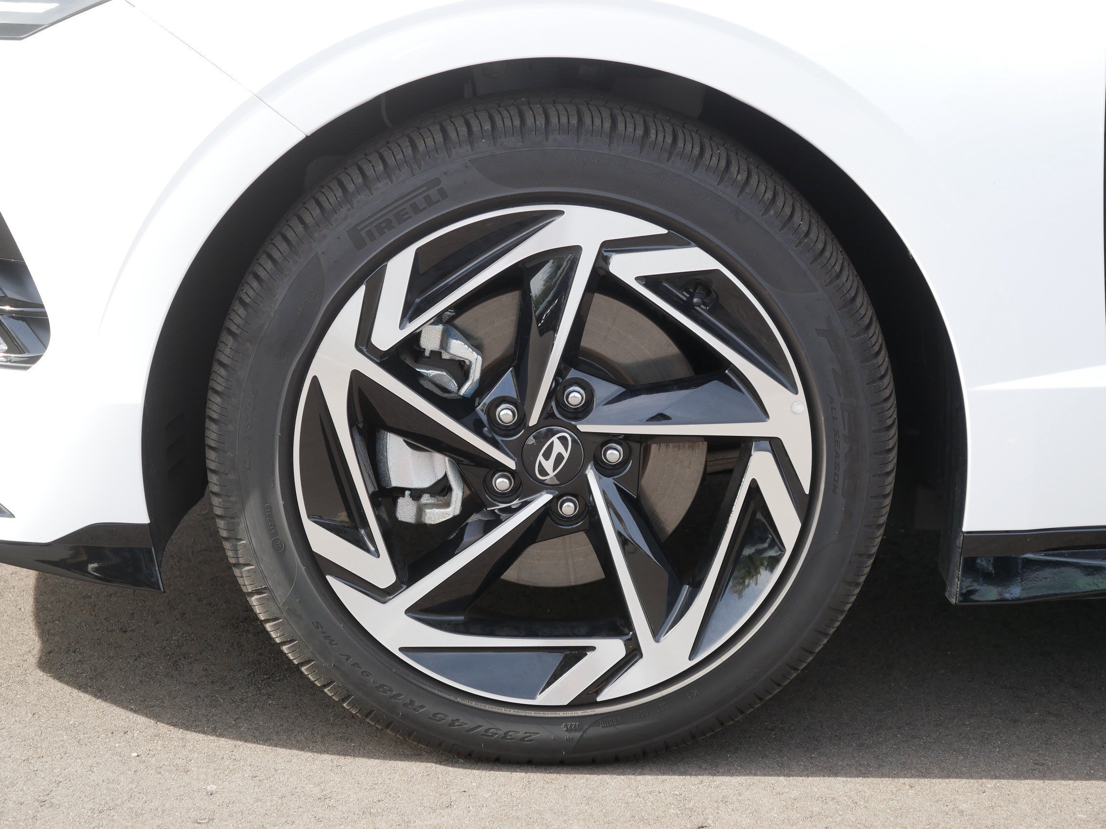 Certified 2026 Hyundai Sonata SEL AWD/4WD image 9