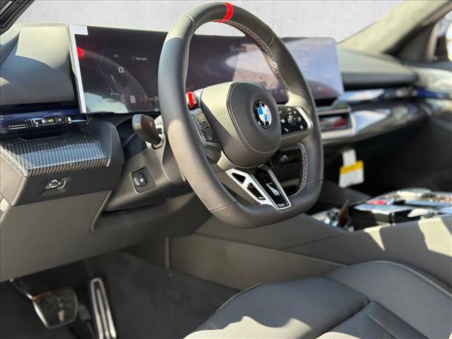 New 2026 BMW M5 Touring image 3