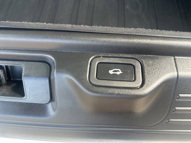 Used 2019 Land Rover Range Rover HSE image 18