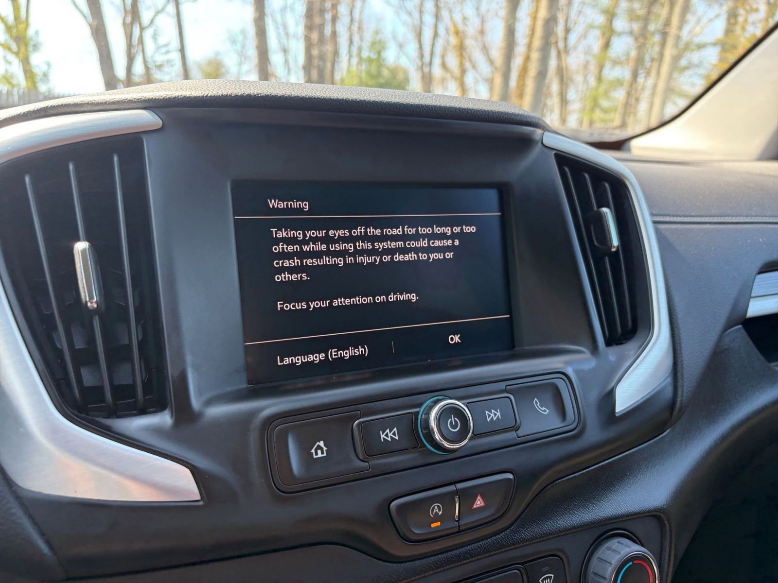 Used 2024 GMC Terrain SLE image 20