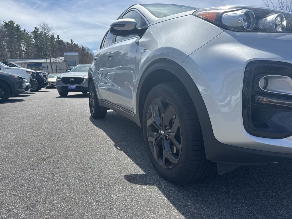 Used 2020 Kia Sportage S w/ S Sunroof Package AWD/4WD image 3