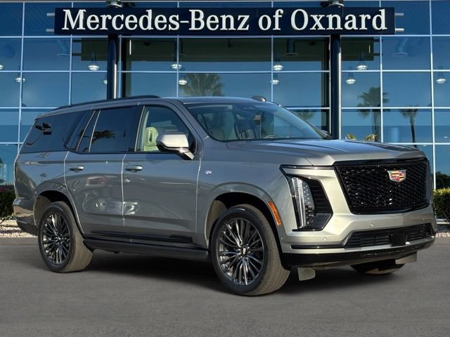 Used 2025 Cadillac Escalade Sport Platinum AWD/4WD image 2